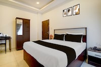 Collection O Thiruvananthapuram Central Railway Station Formerly Varah Residency