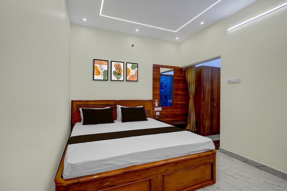 Hotel O Temple View Residency. Thiruvallur , Sriperumbudur Chennai, Chennai
