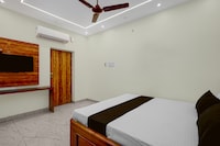 Hotel O Temple View Residency. Thiruvallur 