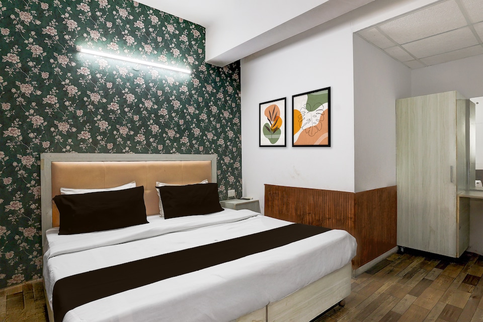 Hotel O Square Residency, Rajpur Road Dehradun, Dehradun