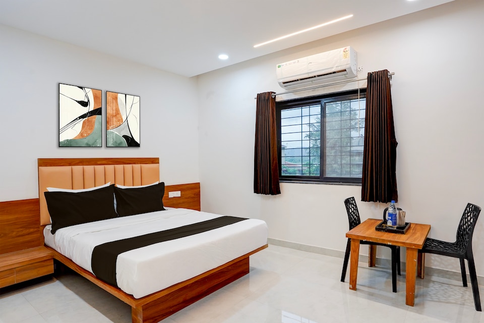 Super Hotel O Avaanti, Swargate Pune, Pune