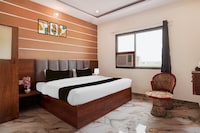 Collection O Radha Krishna Temple Vrindavan Formerly Shri Hari Seva Sadan