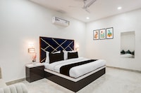 Hotel O Tulip Sarovar