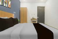 Super Hotel O Vivek inn Palace 