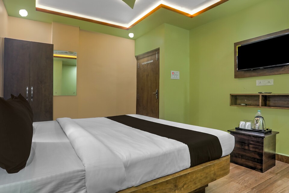 SPOT ON Hotel Blue Diamond Inn, Gandhi Maidan Patna, Patna