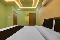 SPOT ON Hotel Blue Diamond Inn