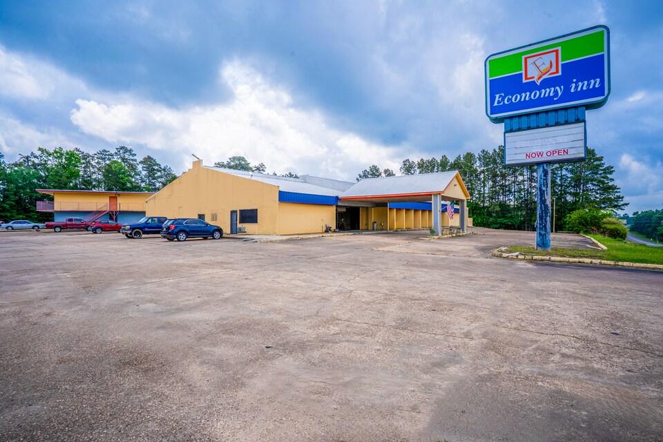 Economy Inn By Townhouse Livingston TX Hwy 59, Livingston, Livingston