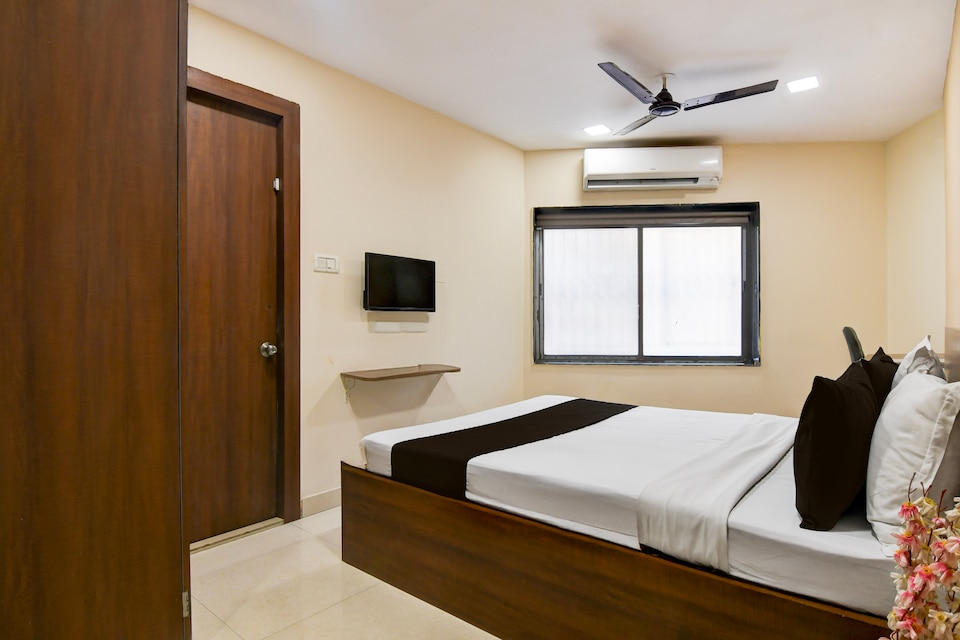 Super Hotel O Gokul Residency Near Dumdum Airport, VIP Road Kolkata, Kolkata