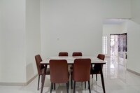 OYO 94758 Kamila House