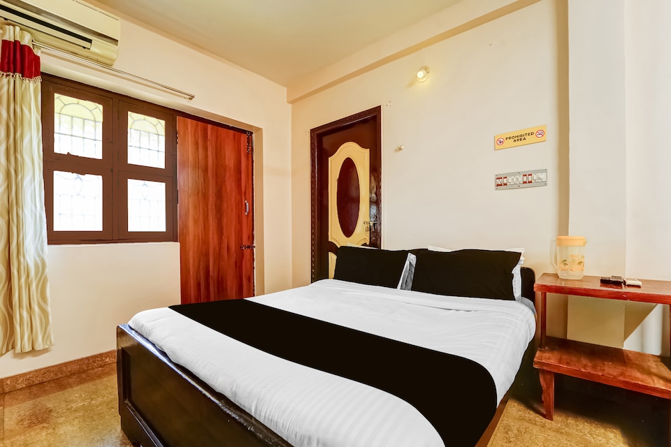 Super  Collection O Thirukadaiyur Bus Terminal Formerly Royal Sri Amirthayoga, Mayiladuthurai City Centre, Mayiladuthurai