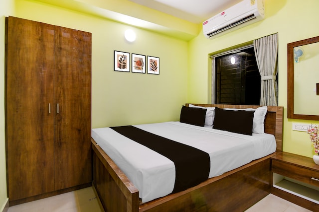 Hotel O Ruposhi bangla guest house 