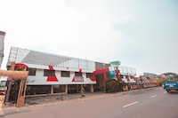 OYO 94759 Hotel Taman Cibinong