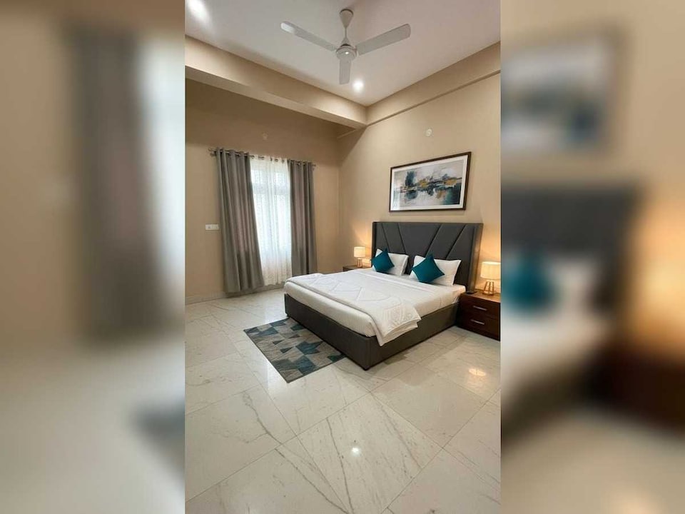 SPOT ON LSB PALACE, Bhind, Bhind