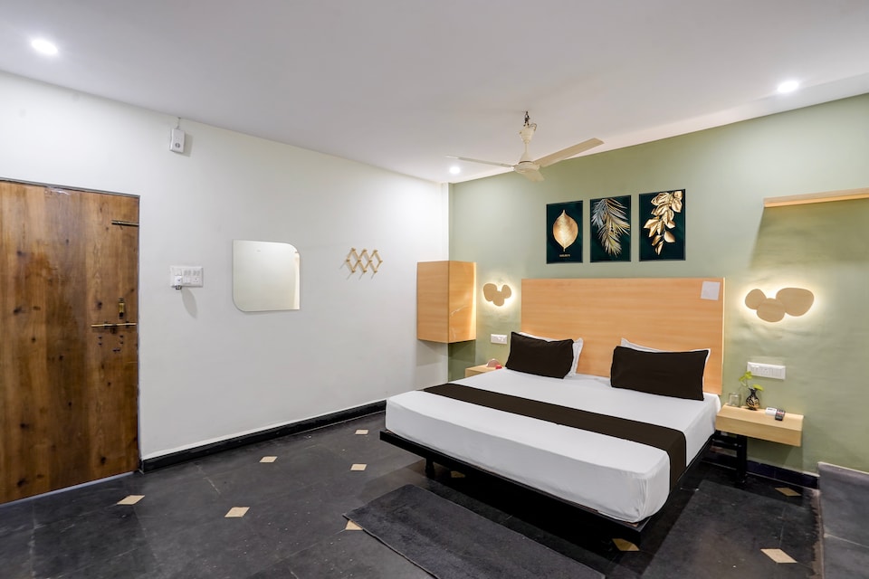 Hotel O The Bell Woods, Durg, Bhilai