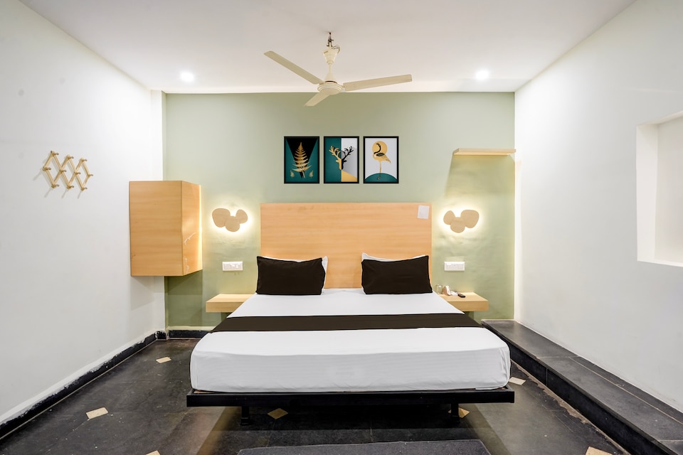Hotel O The Bell Woods, Durg, Bhilai