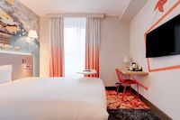 Manchester Portland By Sunday