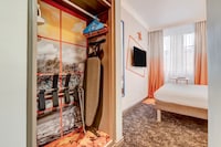 Manchester Portland By Sunday