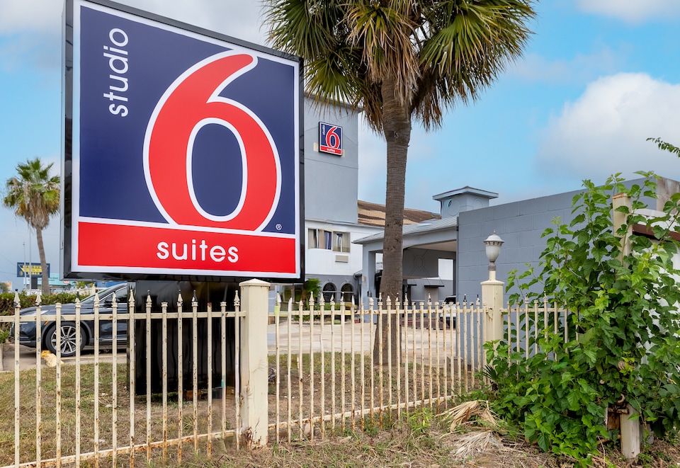 Studio 6 Suites Pasadena, TX, Pasadena, Pasadena