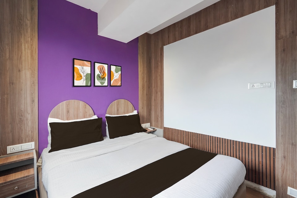 Hotel O The Faam, Limda Chowk Rajkot, Rajkot