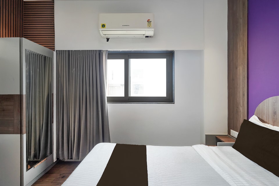 Hotel O The Faam, Limda Chowk Rajkot, Rajkot