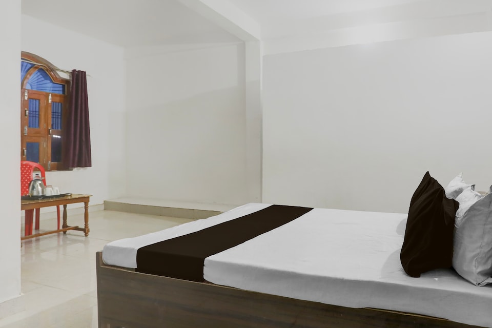 SPOT ON Manglam, Amethi, Amethi