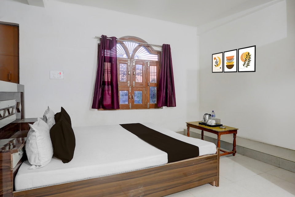 SPOT ON Manglam, Amethi, Amethi