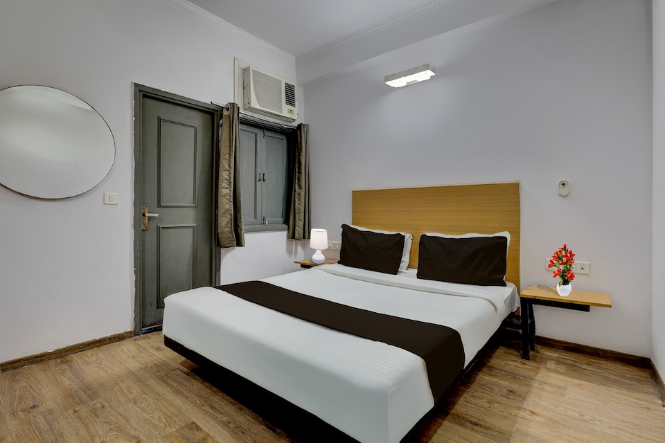 Collection O Singha Crossway Formerly Hotel Star Key, Old Gurgaon, Gurgaon