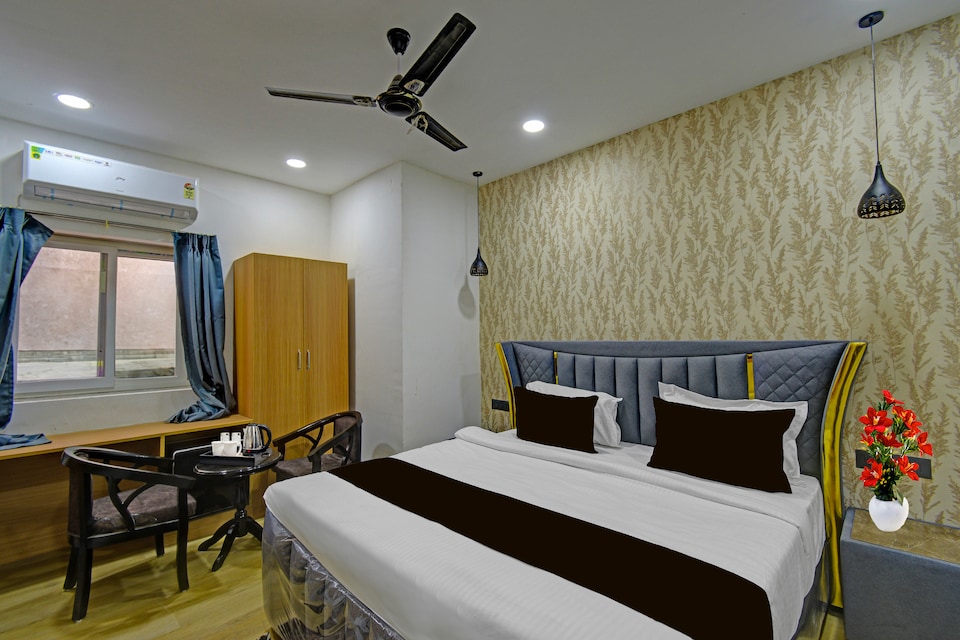 Townhouse OAK Banjara Hills Hyderabad, Banjara Hills, Hyderabad