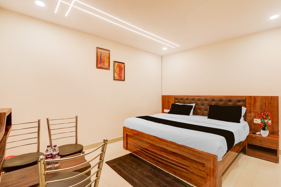 Super Hotel O S.K.INN, Golghar, Gorakhpur