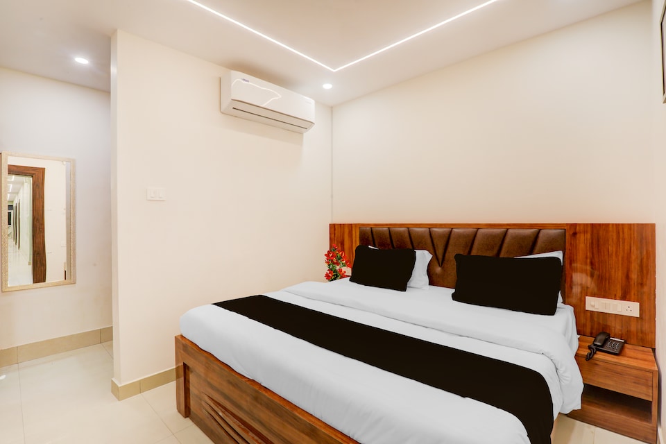 Super Hotel O S.K.INN, Golghar, Gorakhpur