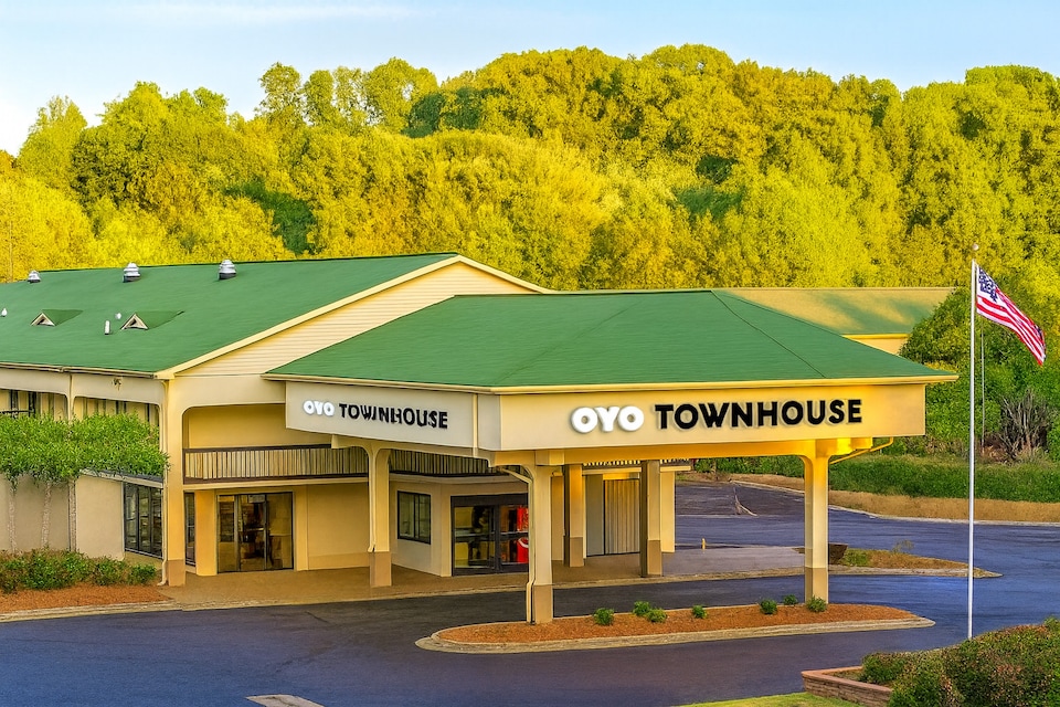 Townhouse Winston Salem - University, Winston-Salem, NC, Winston-Salem, NC