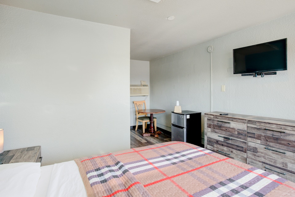 Hotel O Miami Inn & Suites Chicago Midway Airport, C60415, Chicago