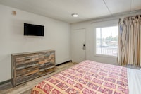 Hotel O Miami Inn & Suites Chicago Midway Airport