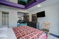 Hotel O Miami Inn & Suites Chicago Midway Airport