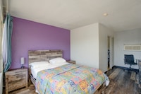 Hotel O Miami Inn & Suites Chicago Midway Airport