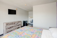 Hotel O Miami Inn & Suites Chicago Midway Airport