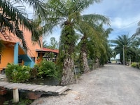 Capital O 91206 Homestay Pelangi Ban Pecah. (muslim Only) 