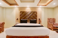 Super Townhouse Oak Amity University Patna Formerly The Golden Crown