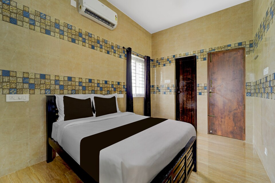 Hotel O Hush Haven , Avinashi Road Coimbatore, Coimbatore