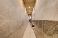 Hotel O Qotel Residency Kalkaji Near Lotus Temple