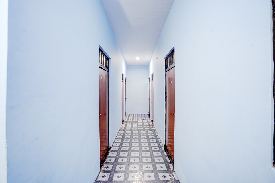 Hotel O Hotel blue orchid, Aliganj Lucknow, Lucknow