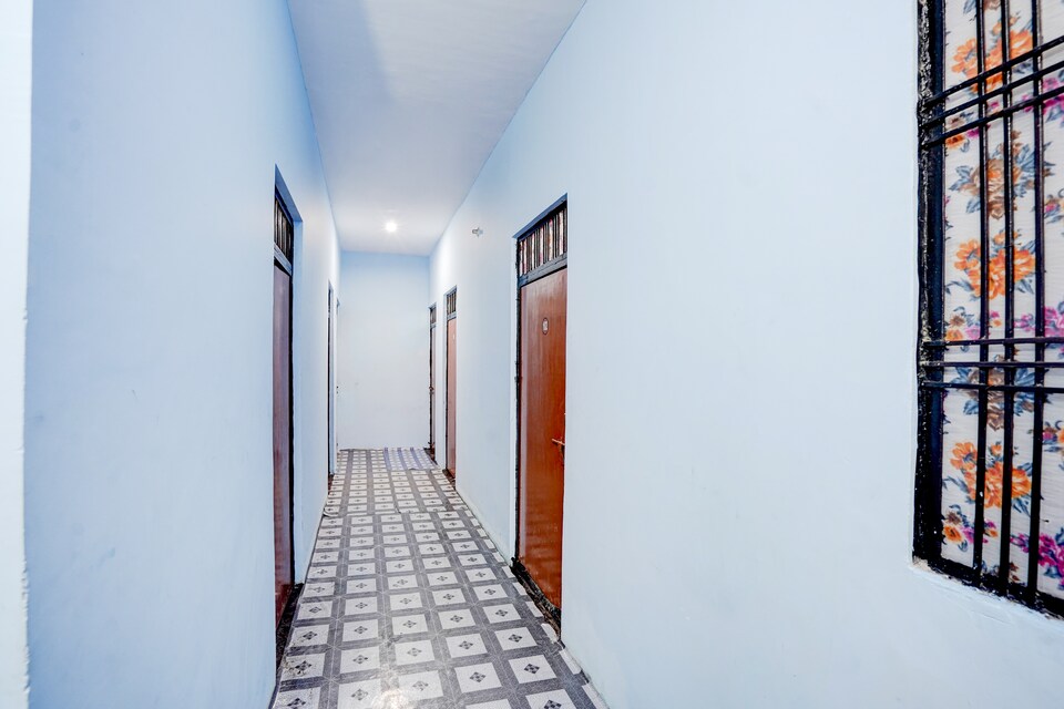 Hotel O Hotel blue orchid, Aliganj Lucknow, Lucknow