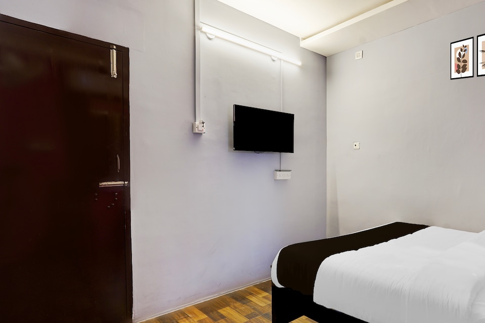 Super HOTEL O ELITE RESIDENCY , Koyambedu Chennai, Chennai