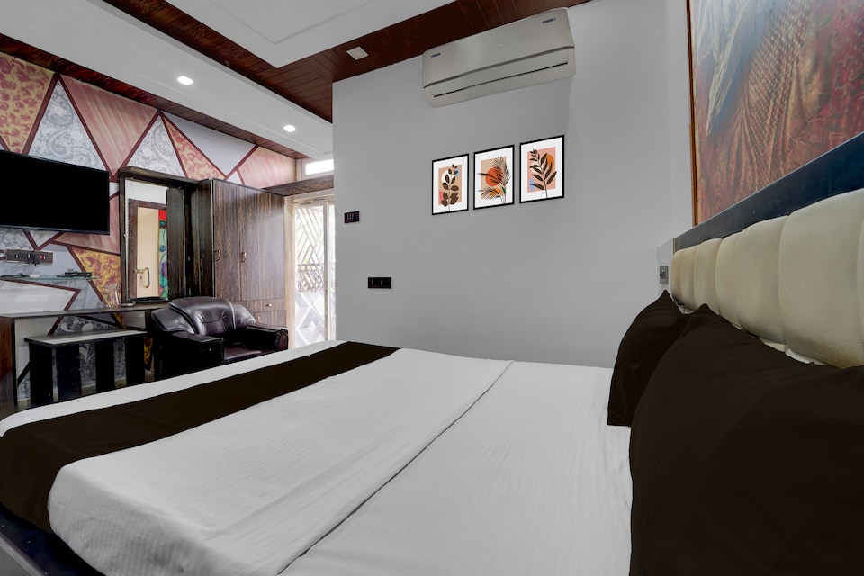 Hotel O The KG Meridian, Ambasamudram, Tenkasi