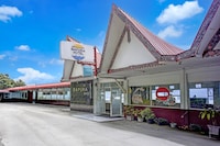 OYO 94772 Gapura Hotel