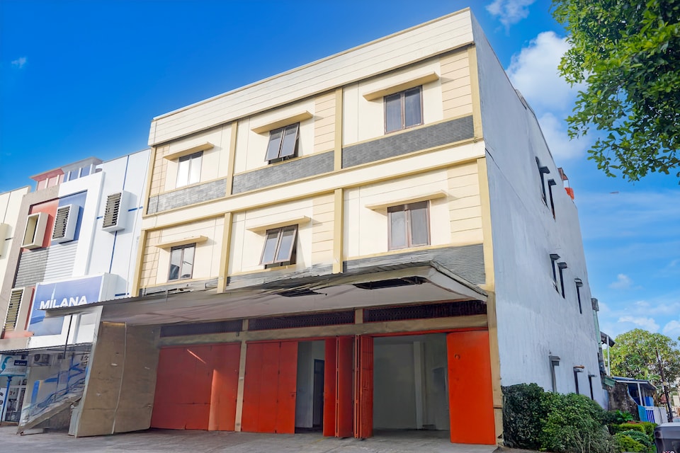OYO 94774 Mulia House, Panakukkang, Makassar