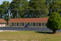 Courtland Inn By Townhouse Franklin VA US 58 