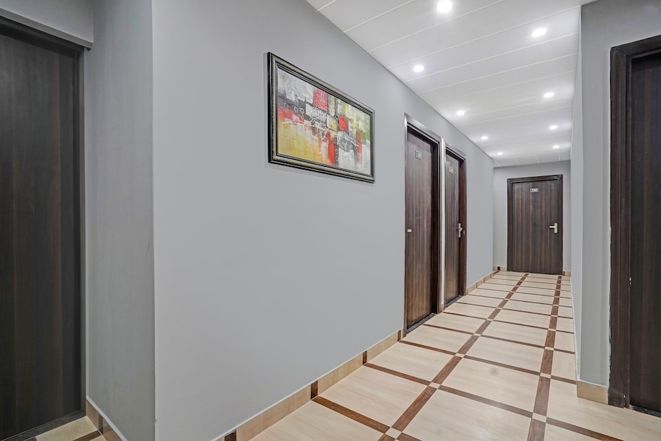 OYO 839244 Townhouse Basai Road, Old Gurgaon, Gurgaon