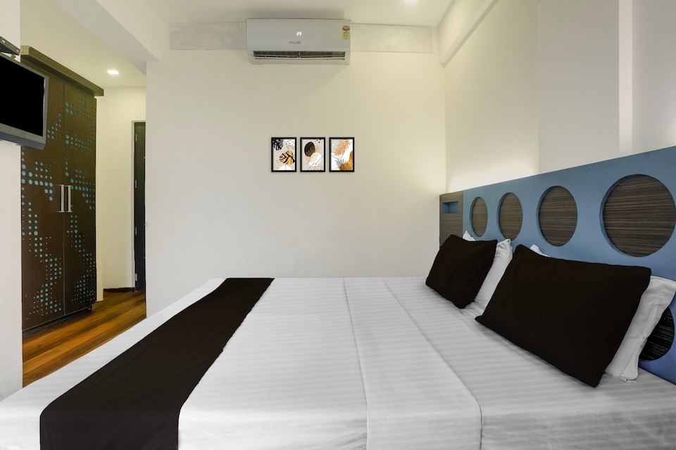 Super Collection O Lodha Experia Mall Dombiwali Formerly RR Suites, Mumbai- Kalyan-Bhiwandi- Badalapur, मुंबई