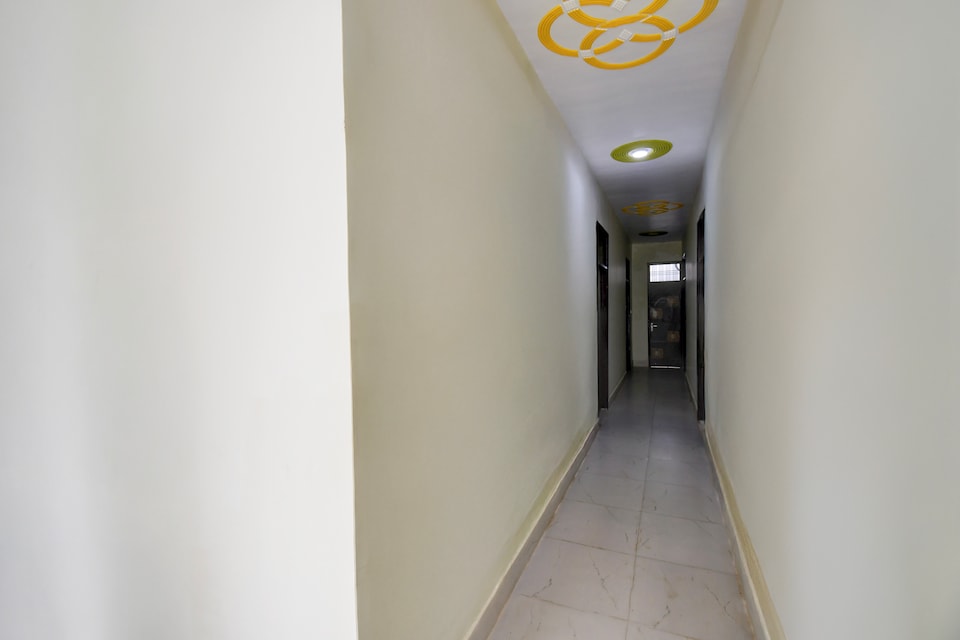 Hotel O Royal Inn Hotel And Banquet, Vikas Nagar Lucknow, Lucknow